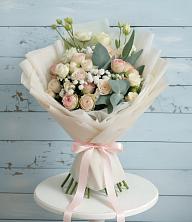 Букет цветов из:  Розы и Лизиантусы в Казьминском