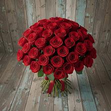 Букет 55 Красных роз Фридом #REPLACE_PRED# Казьминском