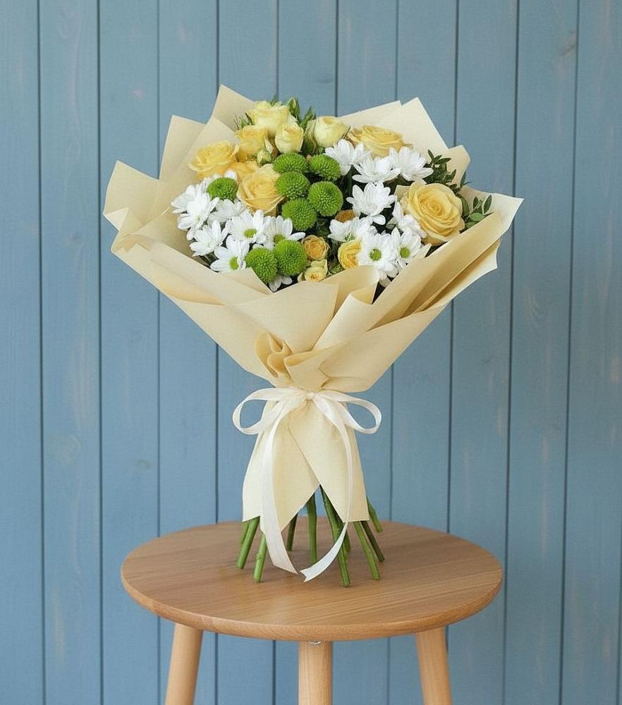 Букет цветов из: Хризантемы и Розы в Казьминском