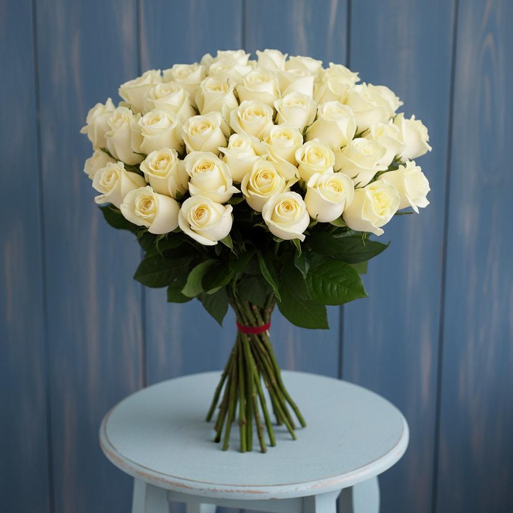 Букет 51 Белая роза Эдлесс Лав в Казьминском