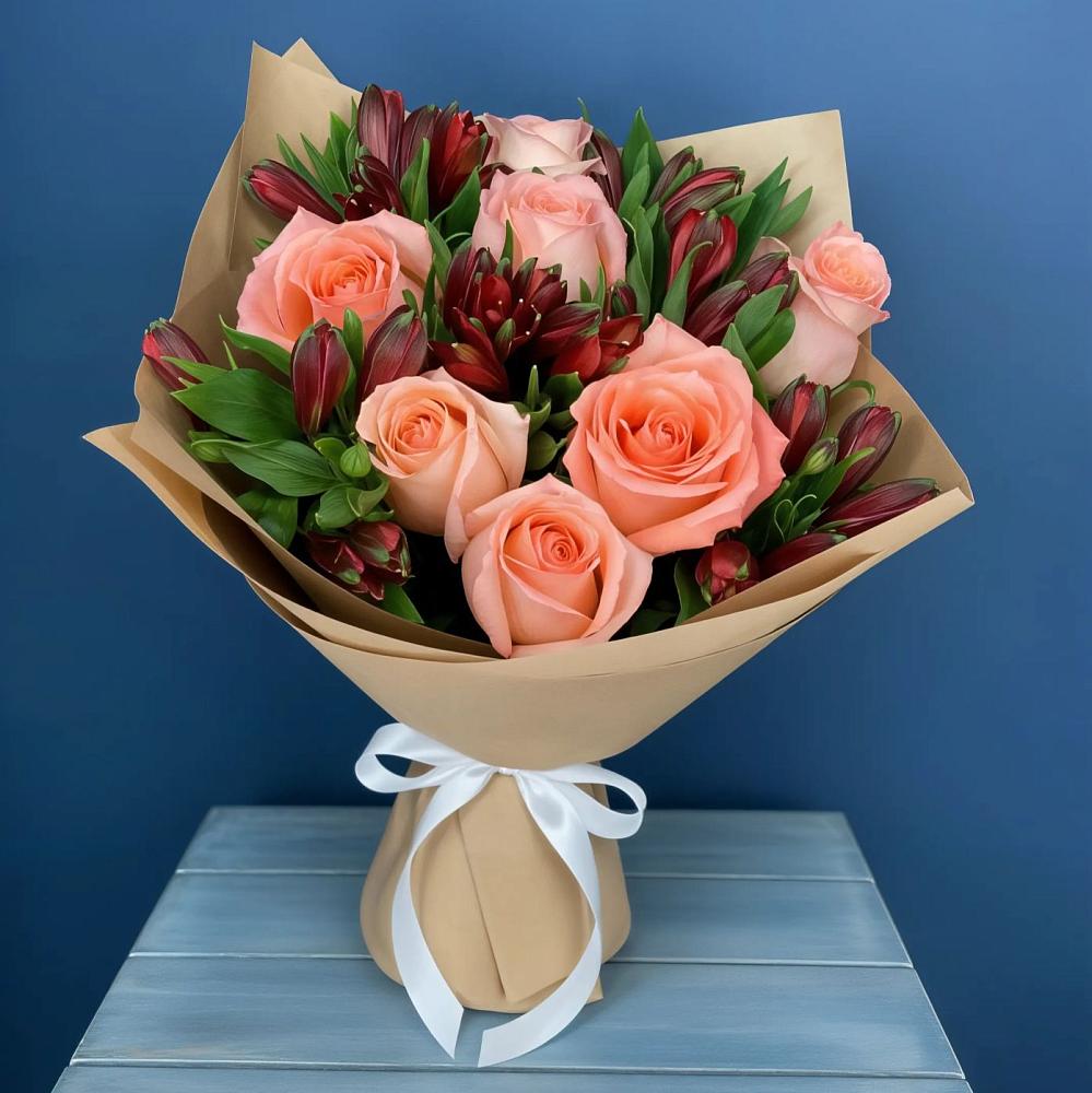 Букет цветов из: Розы и Альстромерии в Казьминском