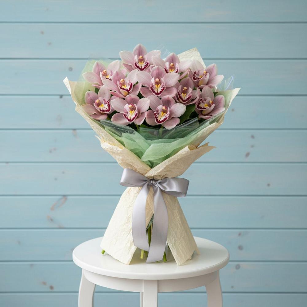 Букет цветов из: Орхидеи и Розы в Казьминском