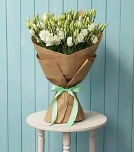 Букет цветов из:  Лизиантусы в Казьминском