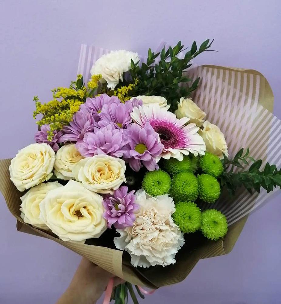 Букет цветов из: Хризантемы, Розы, Гвоздики и Герберы в Казьминском