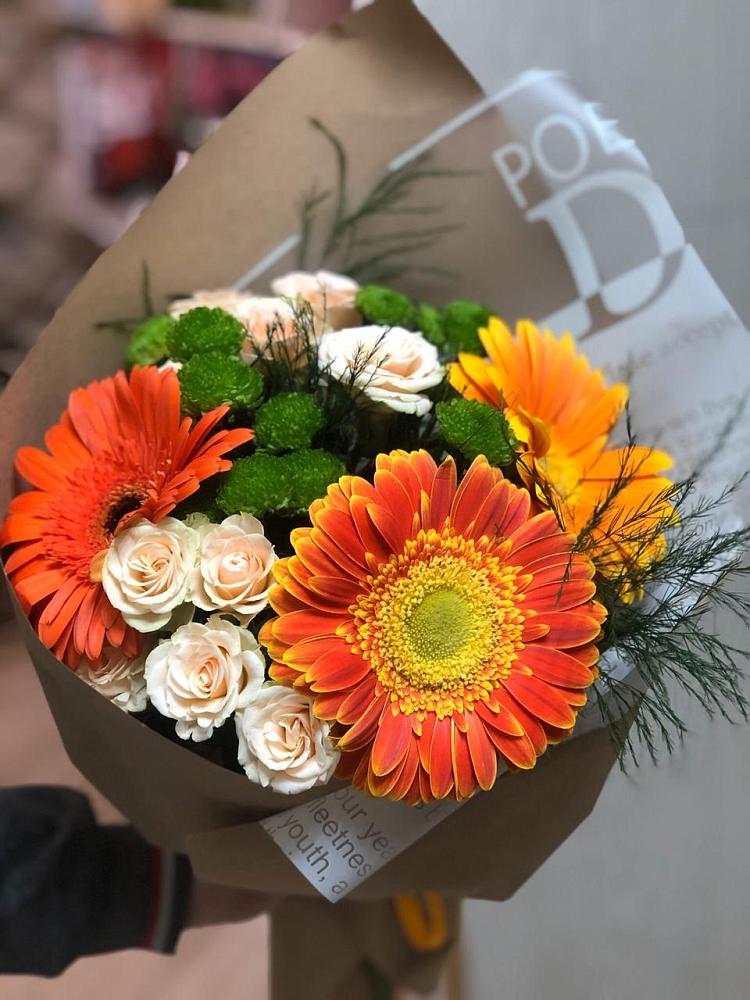 Букет цветов из: Герберы, Хризантемы и Розы в Казьминском