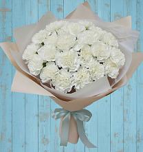 Букет цветов из:  Гвоздики в Казьминском
